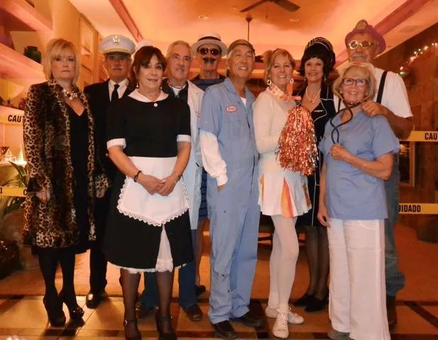 Murder mystery games for large numbers of guests – Novice hosts