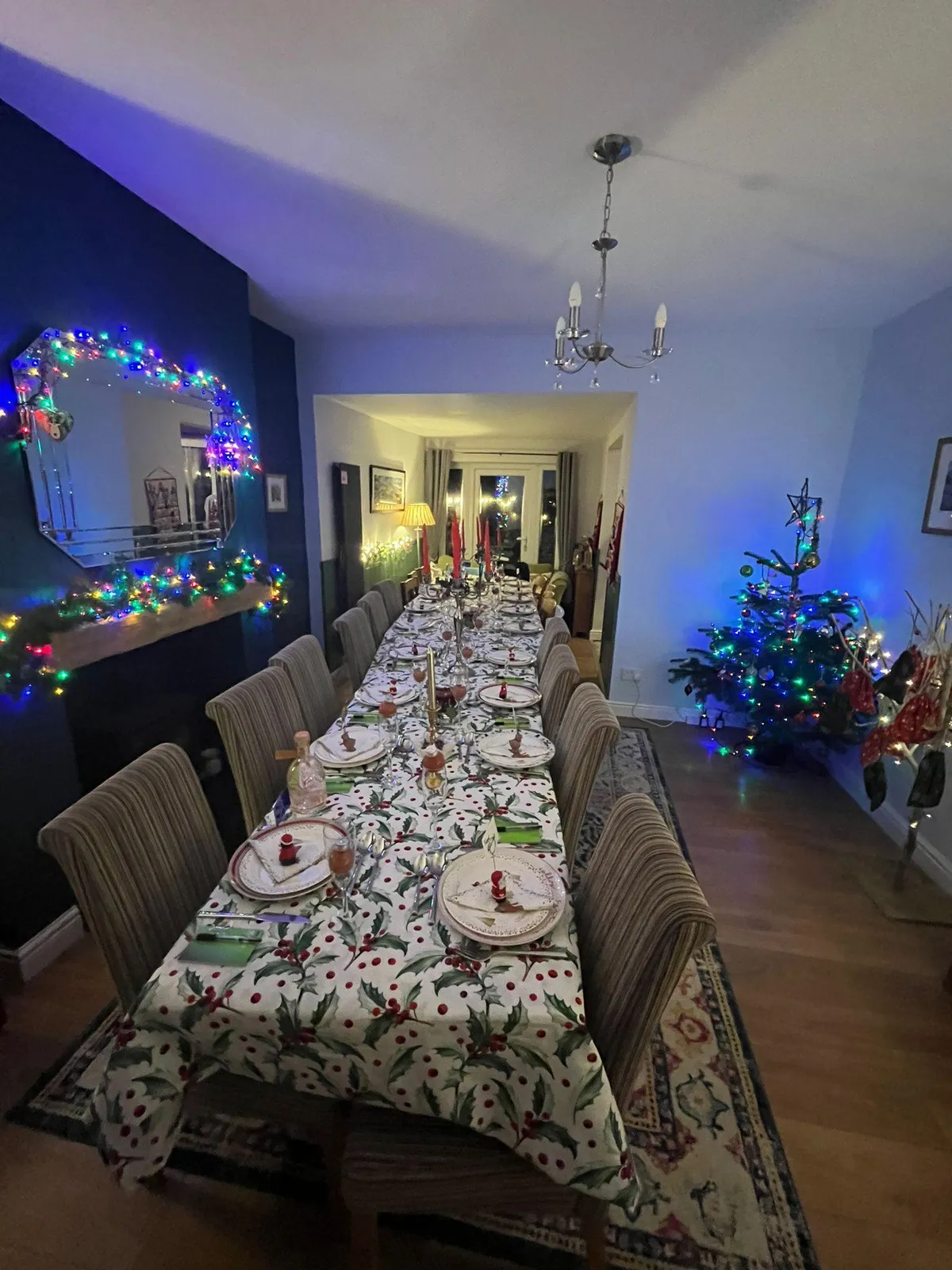 A photo from Lorraine Hedley's review of T'was a death before Christmas
