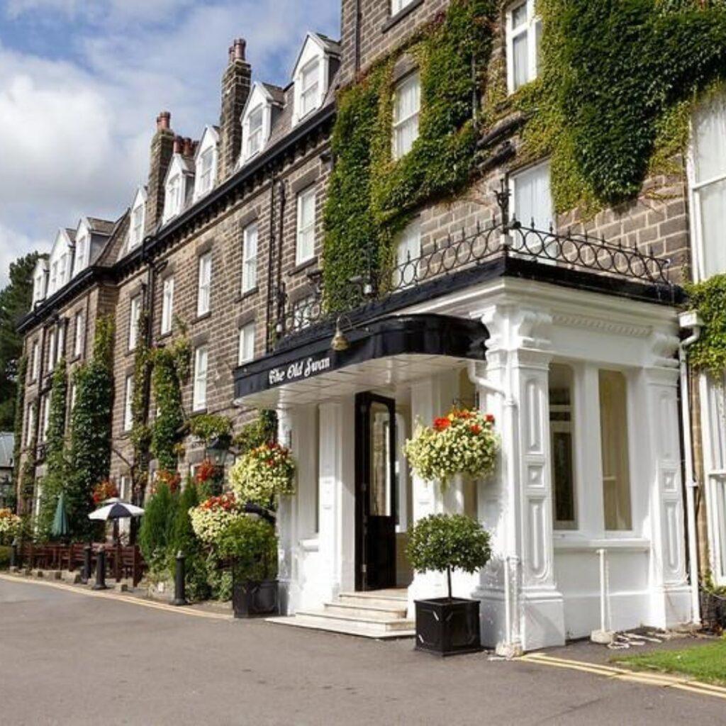 Harrogate Old Swan HNotel Front
